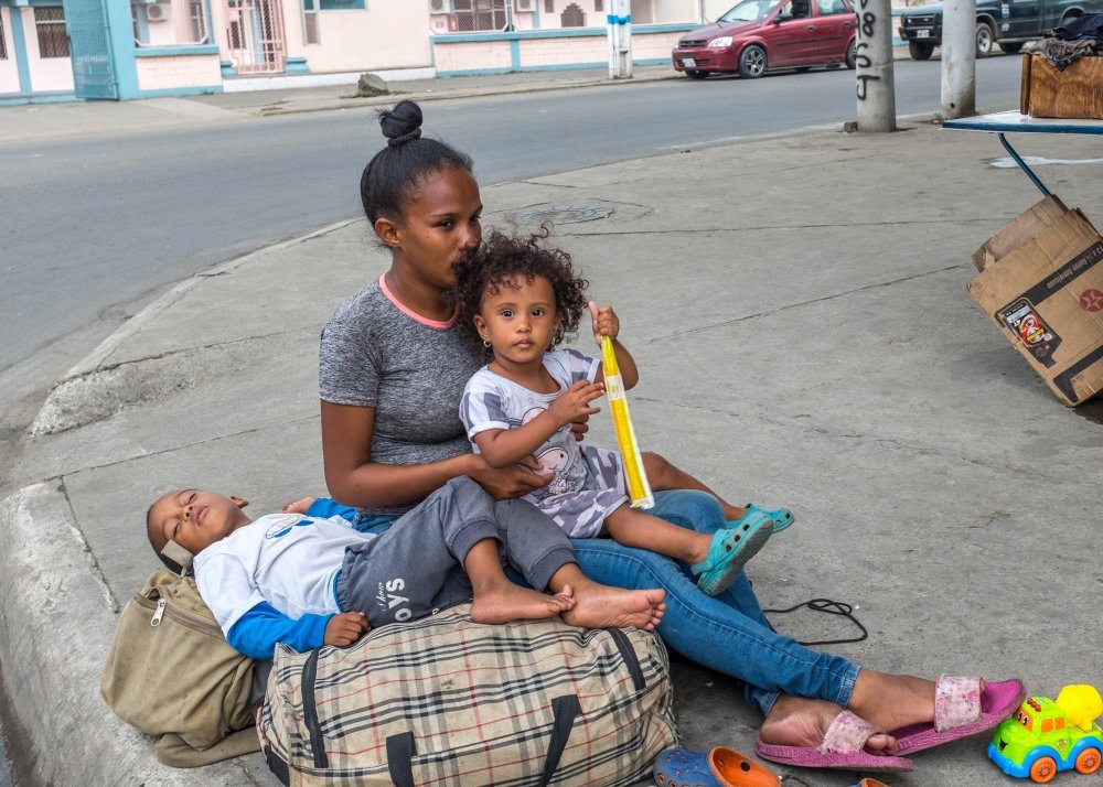 Venezuelan Refugee family asking for money