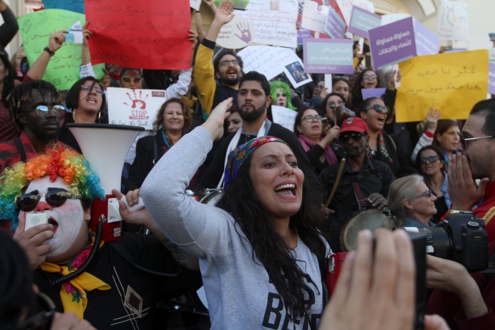 Tunisian women protesters