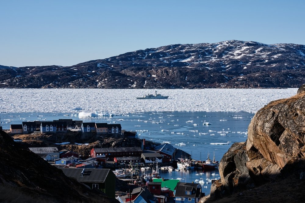 Arctic security frigate picture