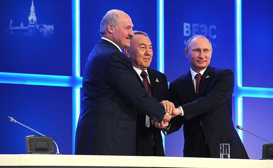 Image: Vladimir Putin, President of Kazakhstan Nursultan Nazarbayev (center) and President of Belarus Alexander Lukashenko.