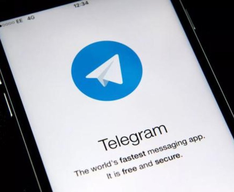 Russia’s War on Telegram and What It Tells Us about Russian Politics