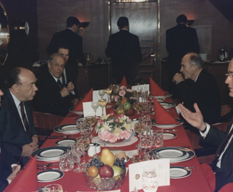 The Malta Summit of 1989 from Hungarian Perspective:  Related Sources after 25 Years