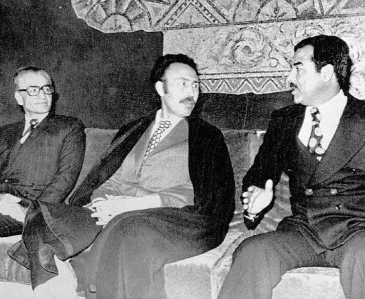 Mohammad Reza Shah and Saddam Hussein, Algiers 1975