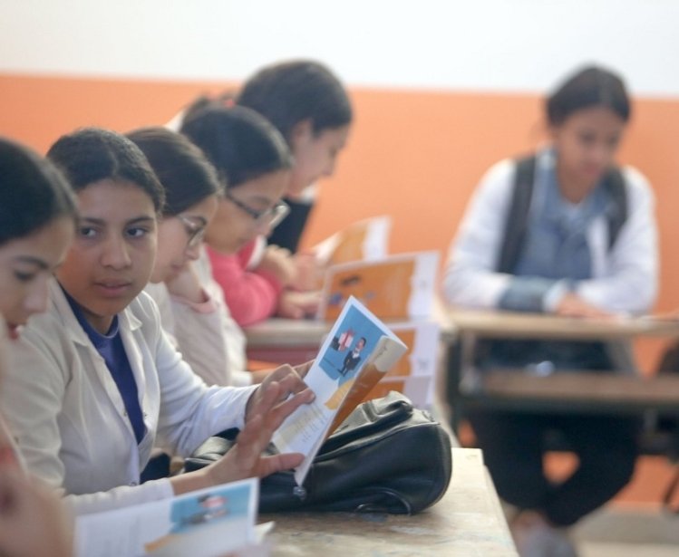 Media workshop for young girls hosted by Femmes pour la Diversité & la Paix