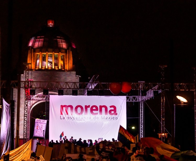 Morena banner at night