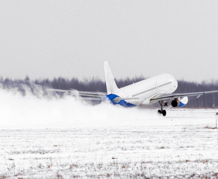 Plane takeoff icy picture