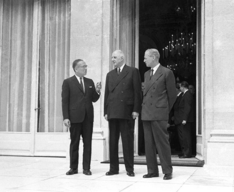 UN Secretary-General, U Thant (left), during his visit to Elysee Palace for discussions with President Charles de Gaulle (centre) and Minister of Foreign Affairs Maurice Couve de Murville (right).