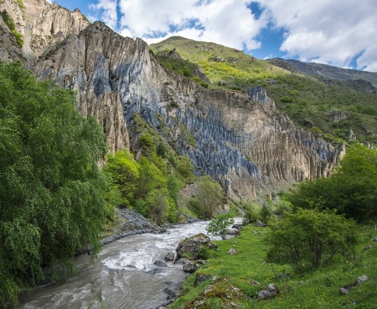image: caucasus mountain