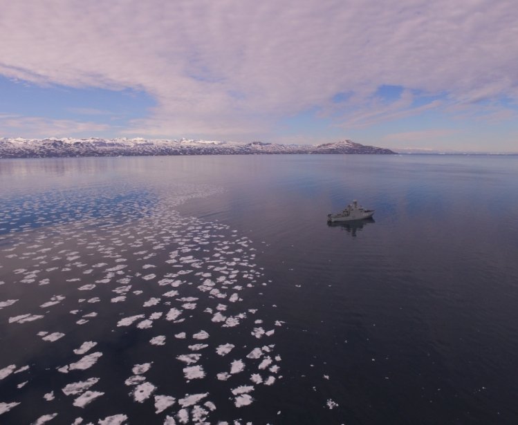 Arctic naval ship picture