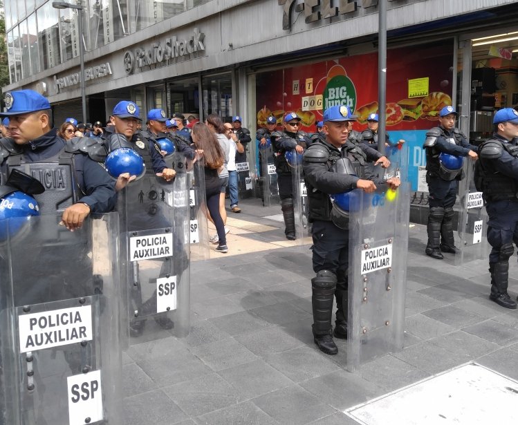 Policia auxiliar Mexico