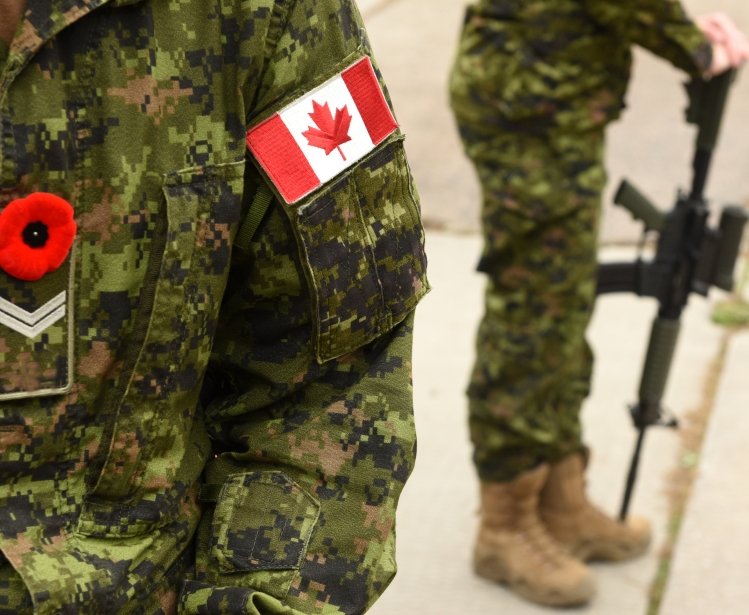 Canadian Soldier Patch with Poppy