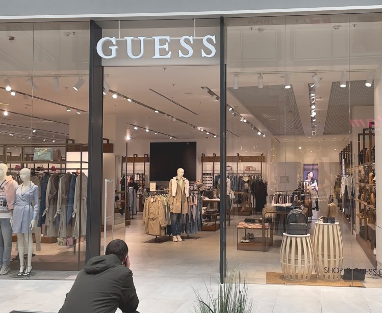 Guess store in a mall