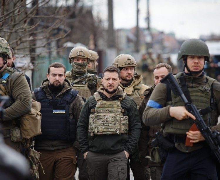 President Zelensky with soldiers