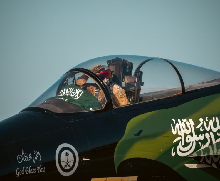 MEP_Saudi_plane