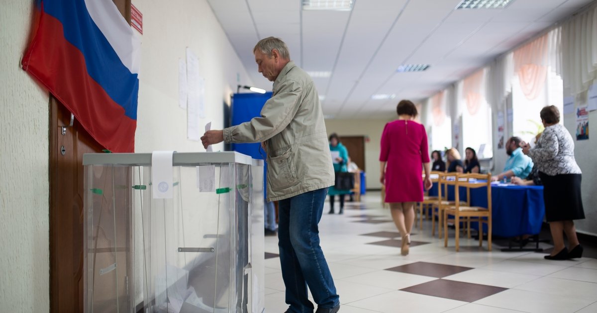 The Evolution of Putinism: Constitutional Change and Regime Stability ...
