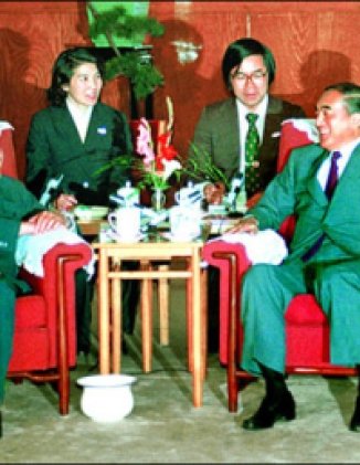 More Friends than Foes: Sino-Japanese Relations in 1984