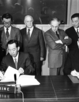 Sino-European Relations during the Cold War and the Rise of a Multipolar World