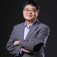 A portrait of Professor Wang
