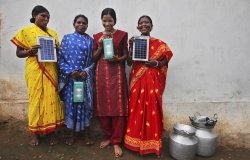  Female solar engineers in Tinginaput, India bring electricity to their remote village