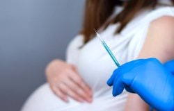 COVID-19 Vaccine Has No Demonstrated Impact on Miscarriage Rates 