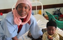 Bugando Medical Center, Tanzania – A mother stays in the obstetric fistula ward of Bugando Medical Center with her young infant.
