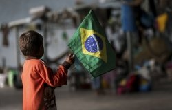 Indígenas venezuelanos, da etnia Warao, são acolhidos no abrigo Janokoida, em Pacaraima