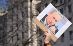 Ukraine protest sign