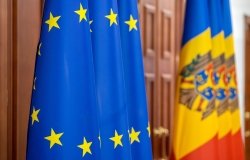 EU flag and Moldova flag